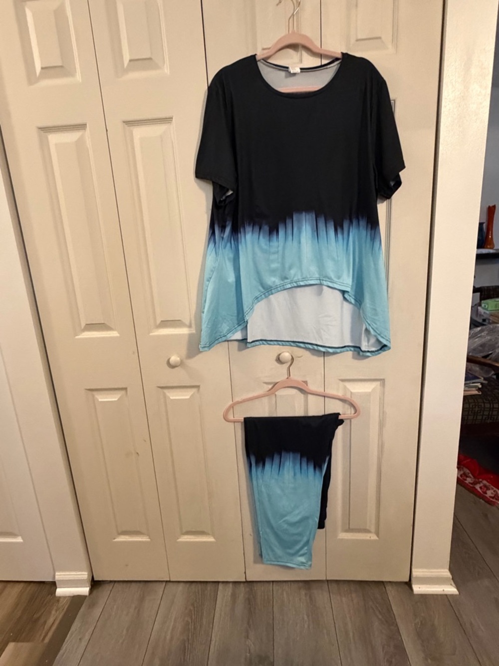 Black to Aqua Ombre Two-Piece Lounge Set